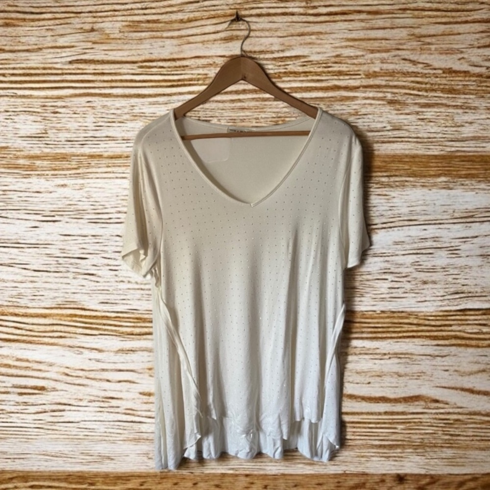 🤑 10/$100 Voice of California off white stretch V neck rhinestone flowy top XL